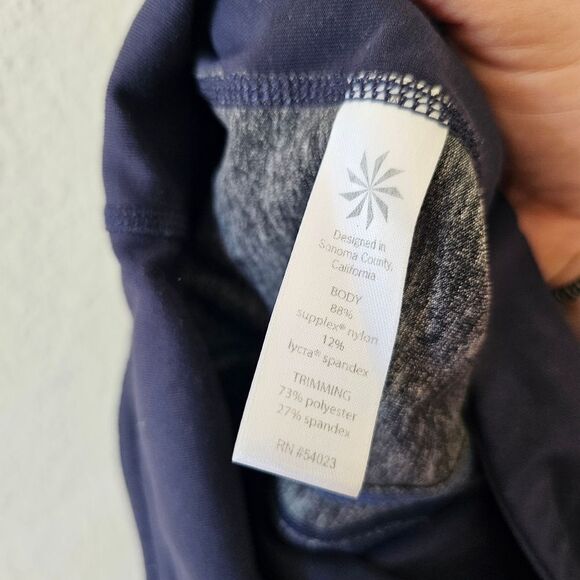 Athleta Blue Colorblock Shine Revelation Capri XS - Picture 5 of 7